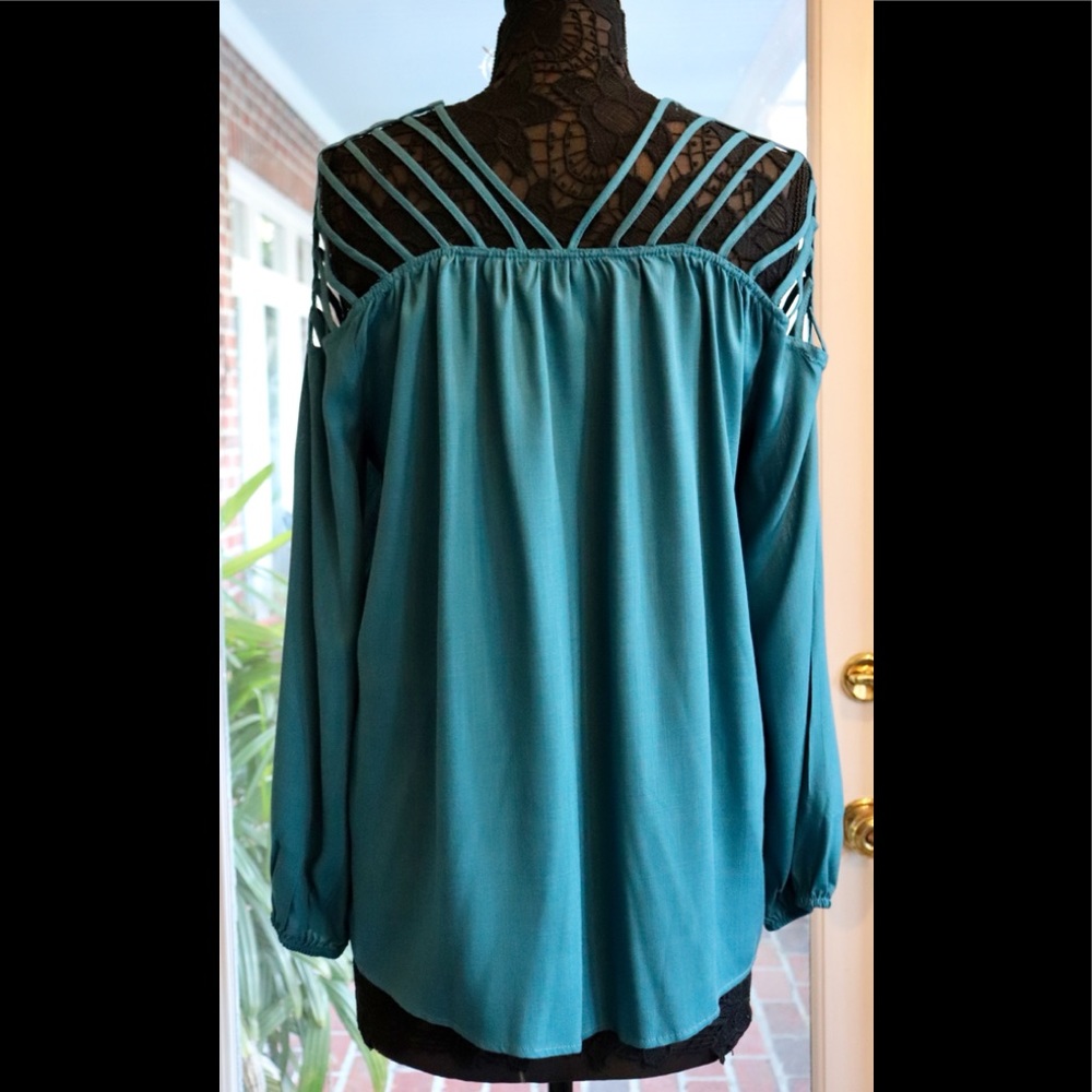 ENTRO SEXY TEAL COLORED LONG SLEEVED BLOUSE IS STRAPPY AND CUTE - Picture 2 of 7